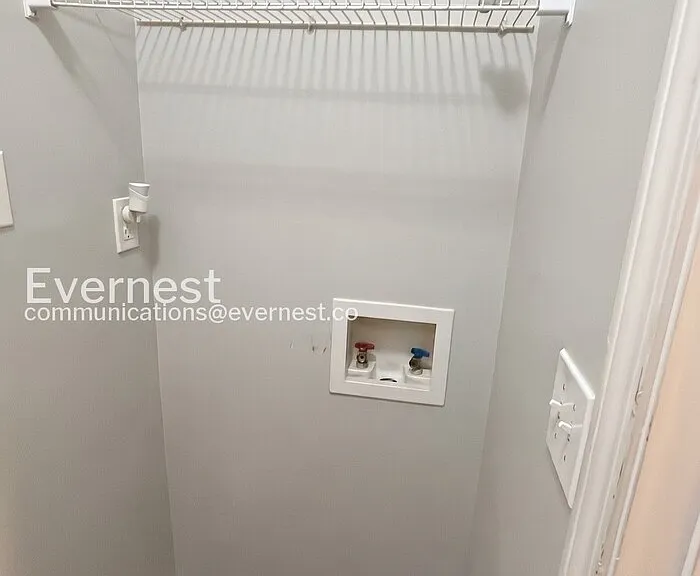 8648 Thomas Ln — Photo 17