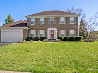 2310 Apple Hill Ln, Aurora, IL