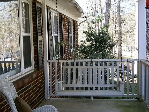 5th image of 509 Woodhaven Dr