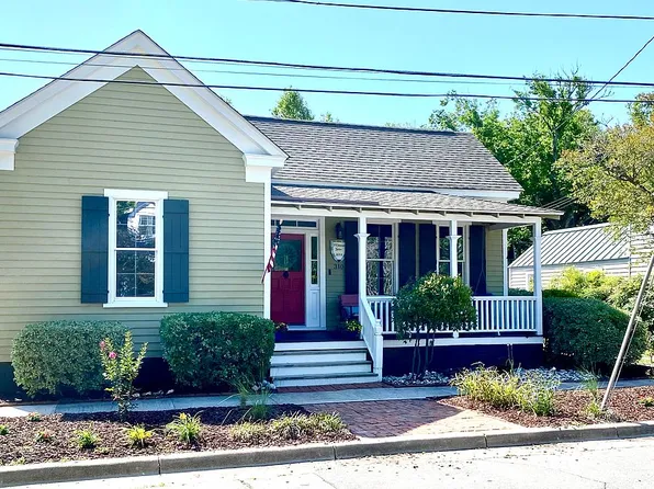 310 Orange St, Beaufort, NC 28516