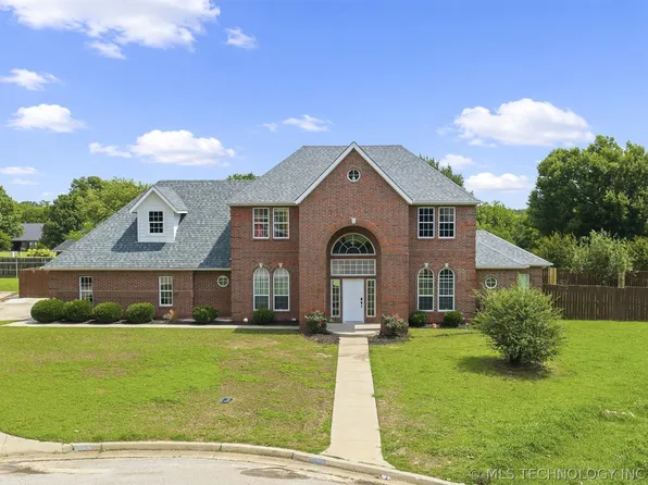 708 Franklin Ct, Ardmore, OK 73401