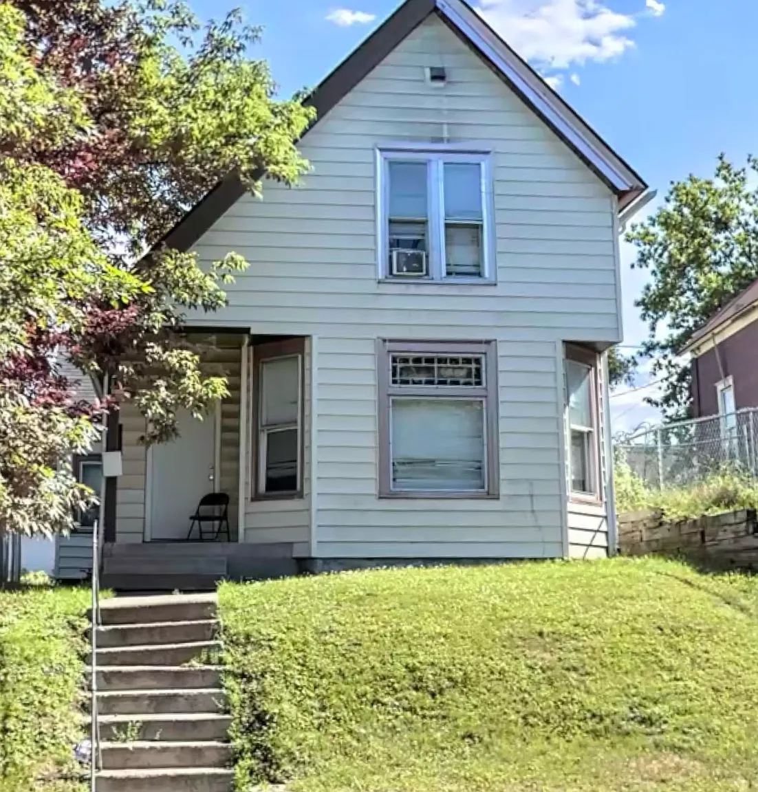 1146 Reaney Ave. E - Unit 1 — Photo 1