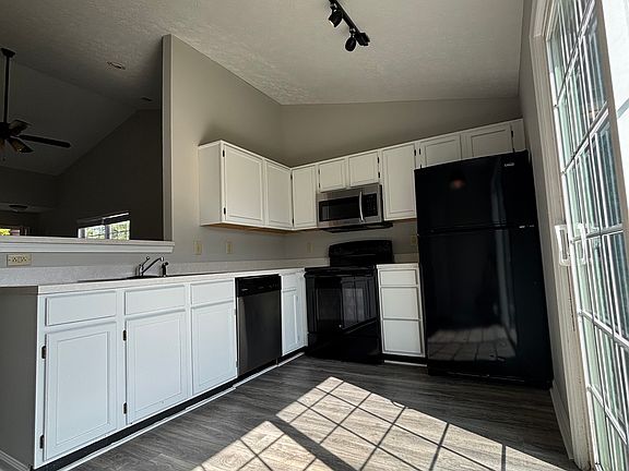 5th image of 5969 Polonius Dr