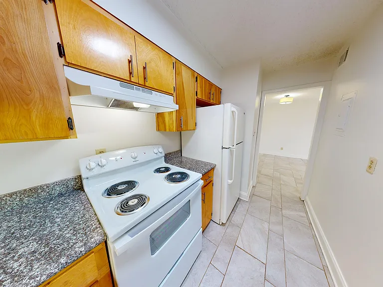 827 S Perry St #12 — Photo 6