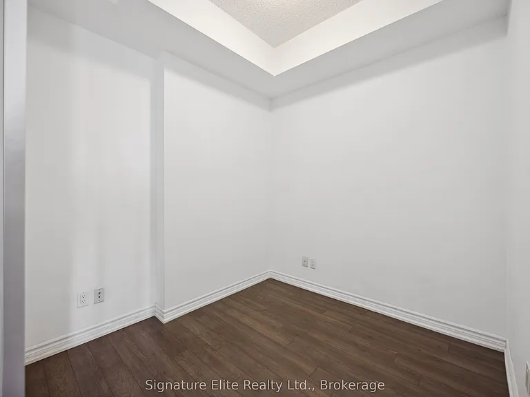 15 James Finlay Way #1006 — Photo 20