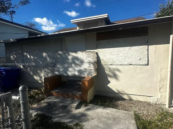 1919 SW 2nd St #C, Miami, FL 33135