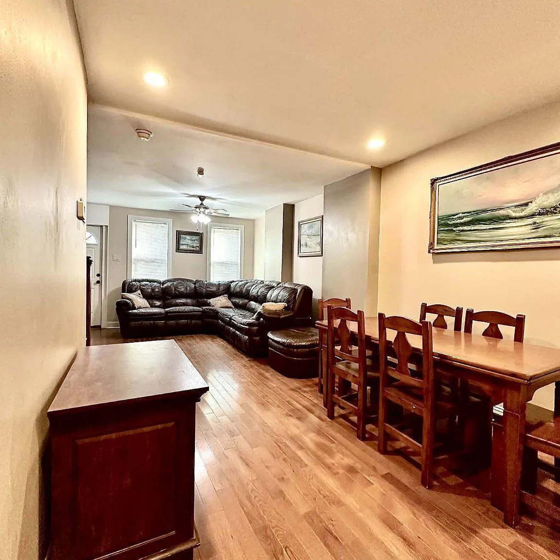 3 bed, 1.5 bath, 1100 sqft, $2,600 — Photo 2