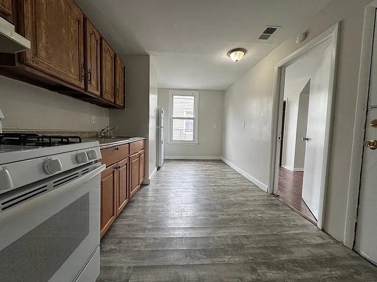 241 W Ivy St #3C — Photo 6