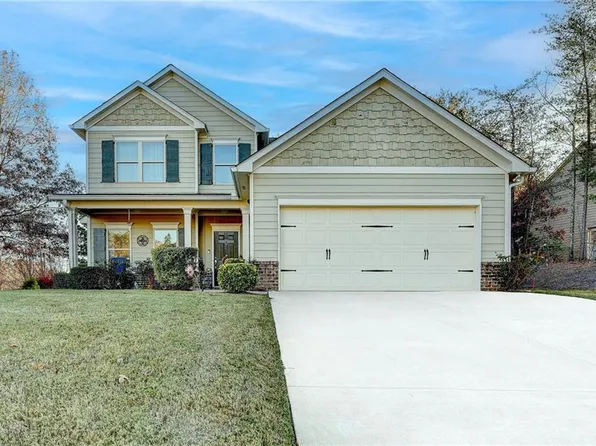203 Woods Cir, Ball Ground, GA 30107