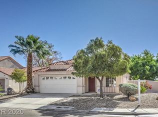 9620 Sky Hollow Dr, Las Vegas, NV 89123