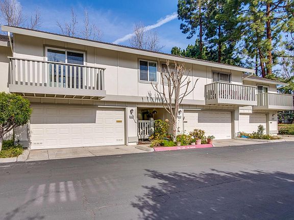 2nd image of 20197 Northbrook Sq