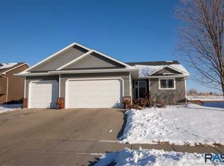 2700 E Augusta St, Brandon, SD 57005