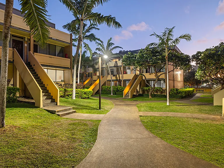 Waena Apartments — Photo 22