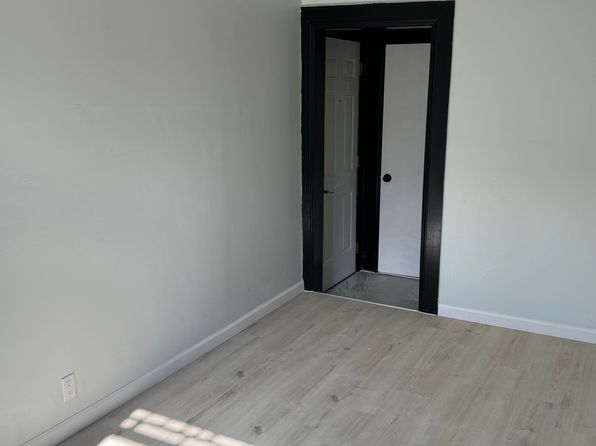 469 Saint Marks Pl #2F
