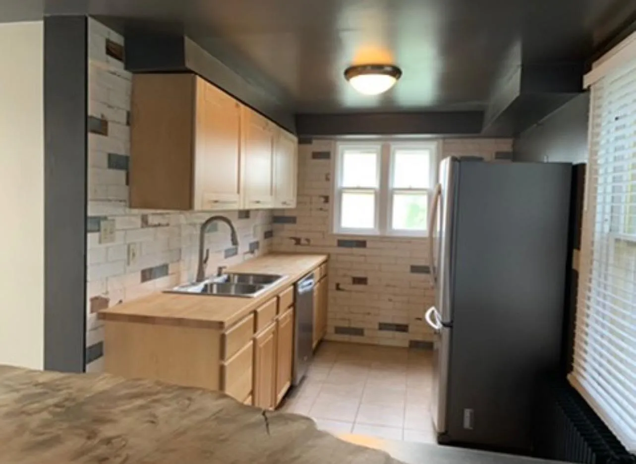 112 Church St — Photo 3