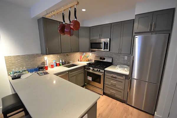 Rented by Bold New York | media 5