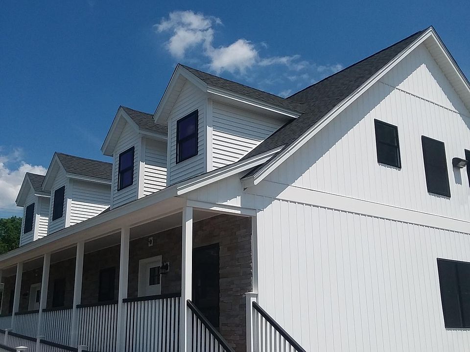 2nd image of 69 Dover Rd #B