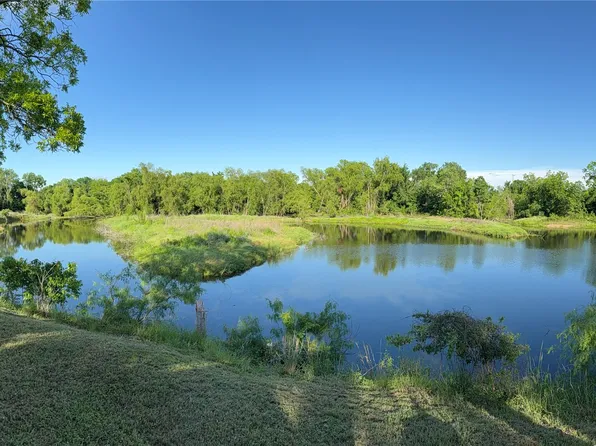 5155 S 3rd St, Waco, TX 76706