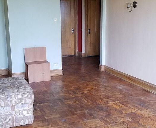2nd image of 2860 E 76th St APT 4C