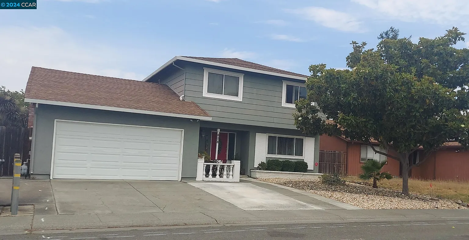 808 Tree Duck Way photo 1