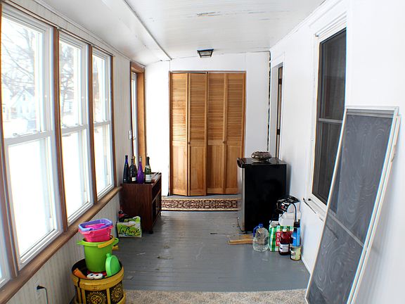 3rd image of 1308 Washington Ave
