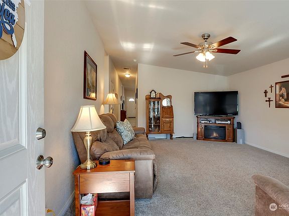 5th image of 16311 58th Avenue Ct E