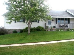 4002 Manchester St, Sioux City, IA 51103