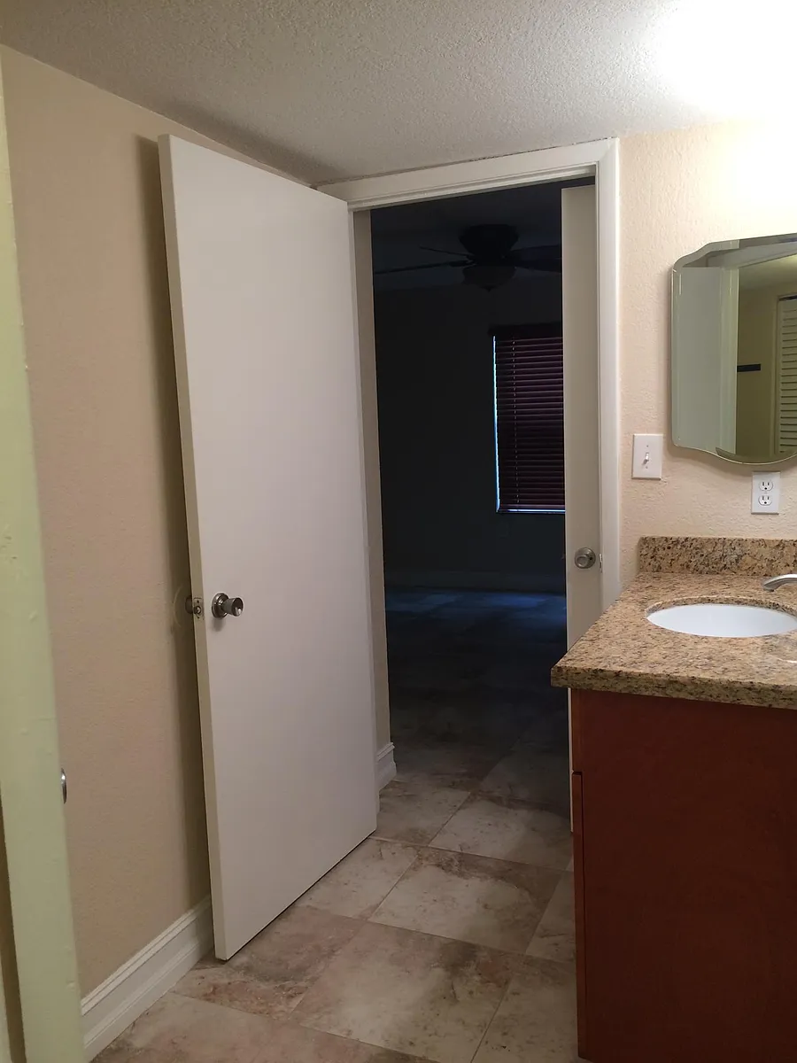 Building Photo - 15591 SW 104th Ter #5110