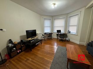 22 Euston St UNIT 1F, Brookline, MA 02446