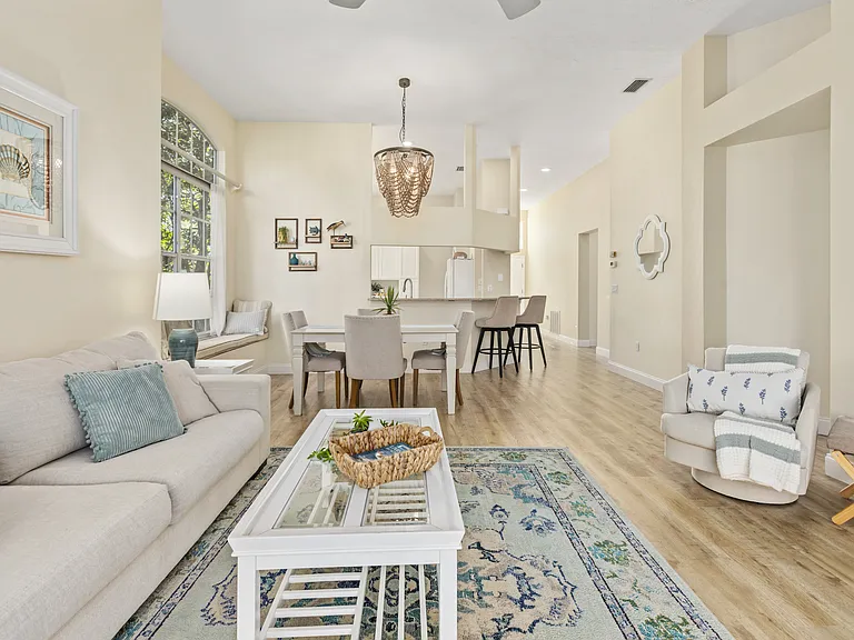 6309 Walton Heath Pl — Photo 9