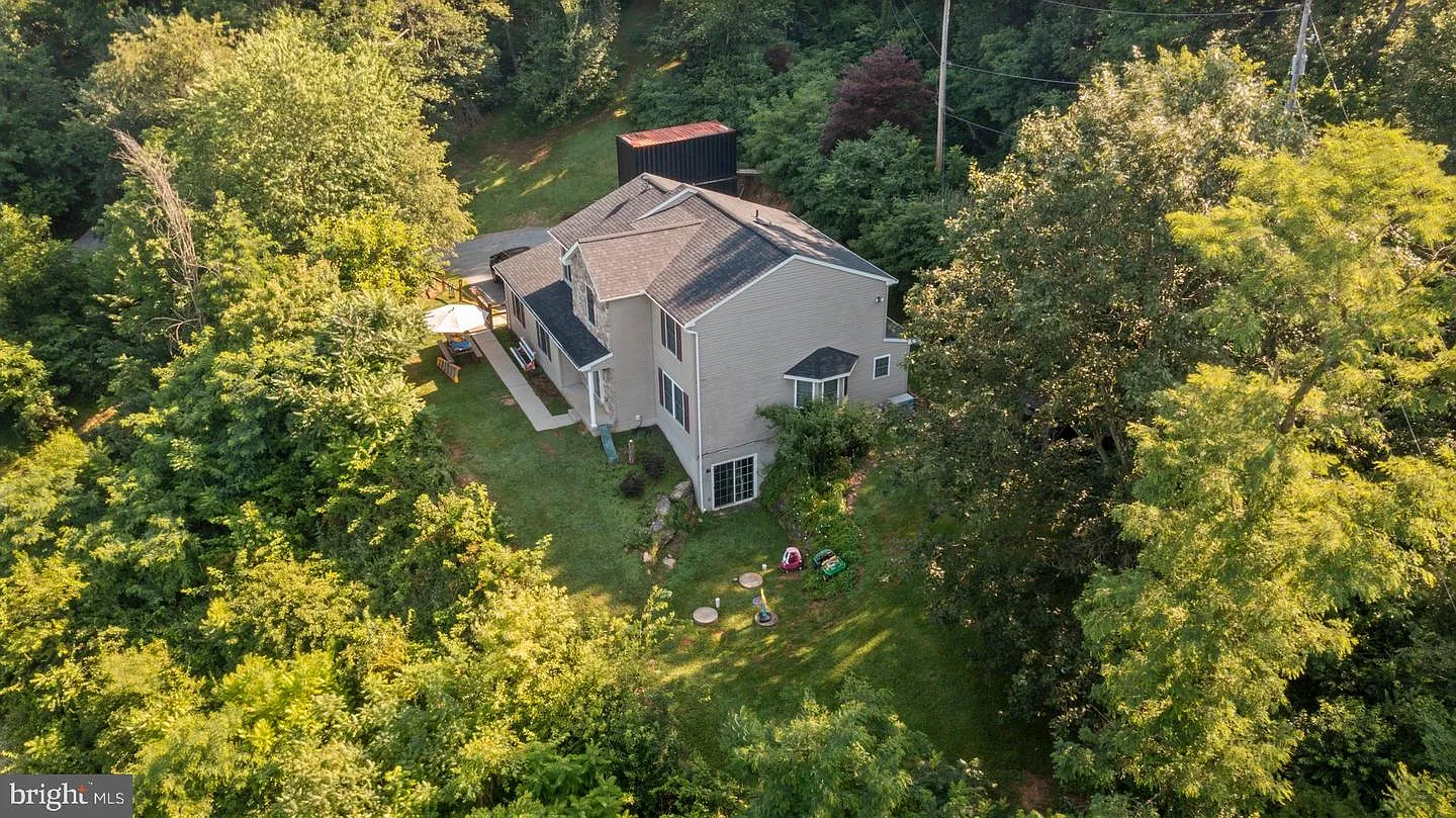 1903 Hain Rd photo 1