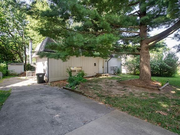 Kody Gideon 214 Berkeley St 3