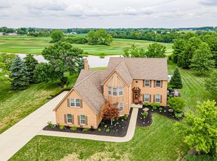 235 Players Club Ct, Commercial Point, OH 43116