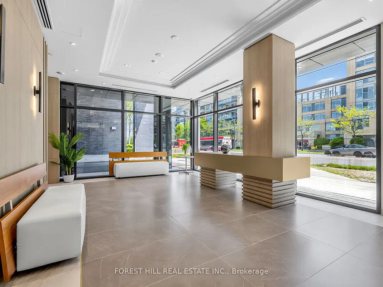 700 Sheppard Ave W #403 — Photo 3