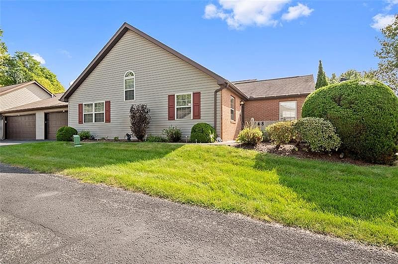 1st image of 148 Barrington Dr