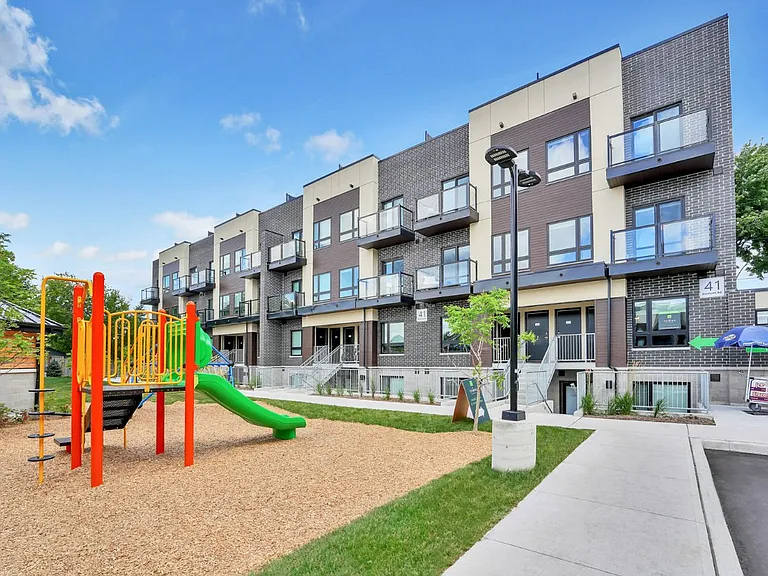 41 Danforth Rd #35 — Photo 13