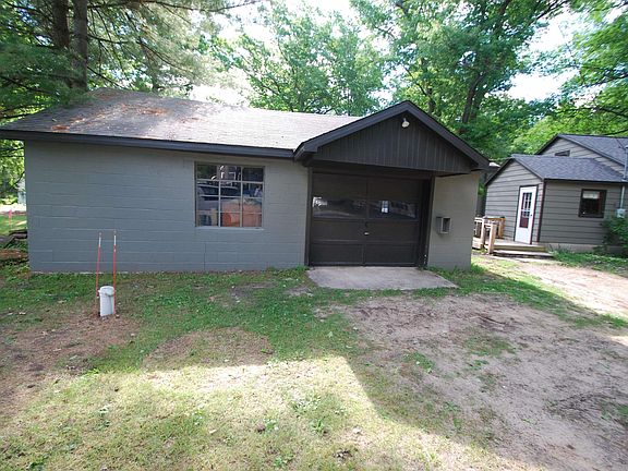 5th image of 4050 Grass Lake Rd