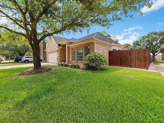 2nd image of 22531 Heather Way Ct
