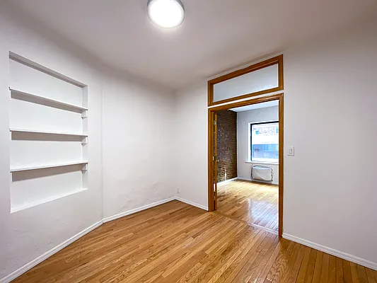 Rented by Compass | media 3