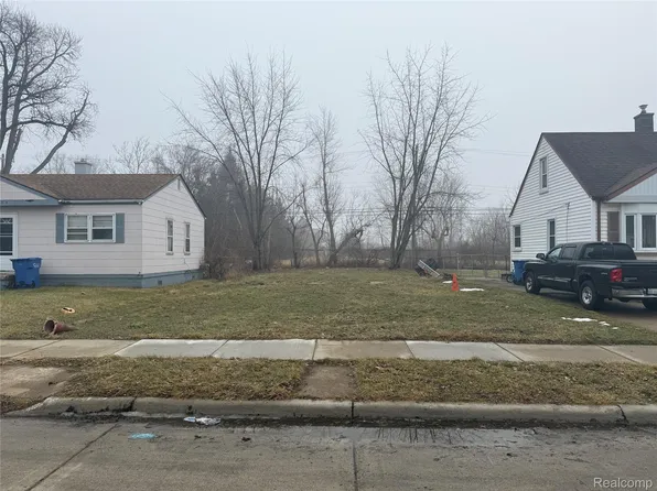 13350 Sherman Ave, Warren, MI 48089