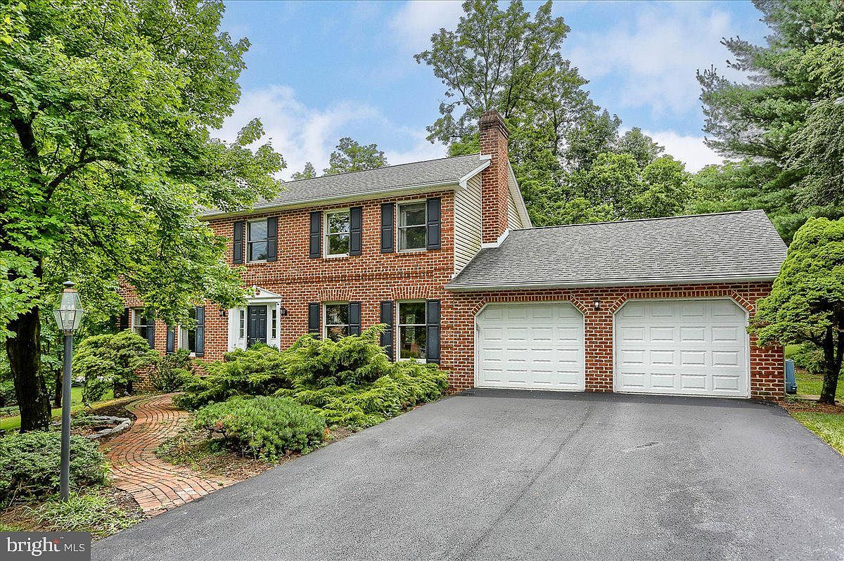 2324 Forest Hills Dr, Harrisburg, PA 17112 Zillow