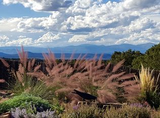 9 Soaring Eagle Ct, Santa Fe, NM 87506