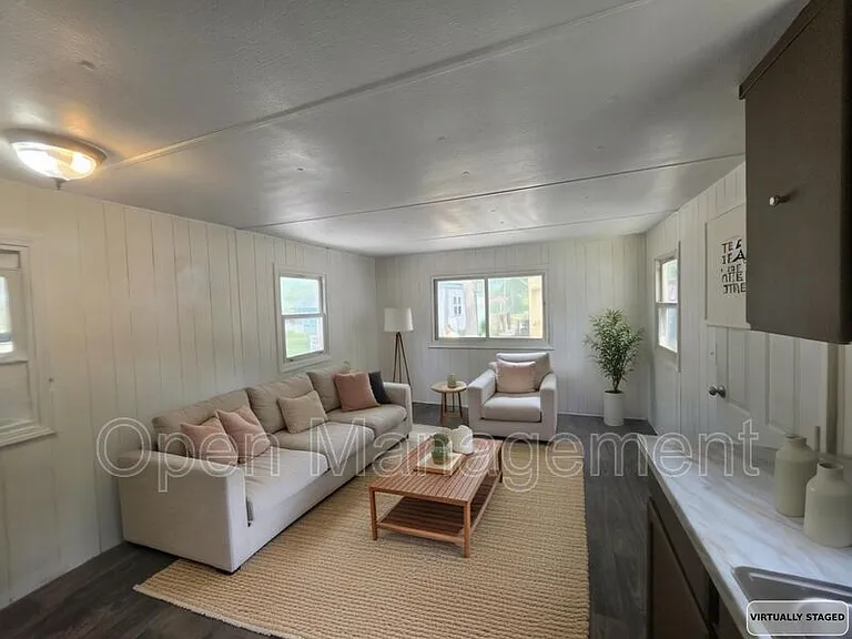 2668 Chateau Dr #11 — Photo 4