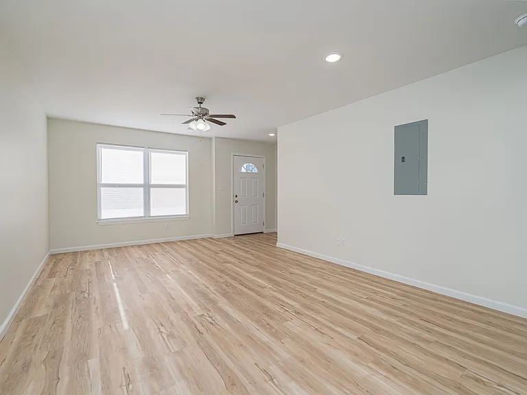 Icon Townhomes — Photo 47