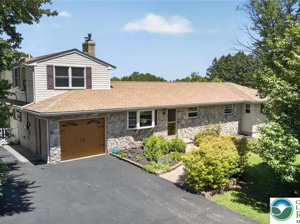 1433 Flint Hill Rd, Coopersburg, PA 18036