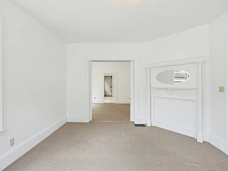 30 Stone Ave #30 — Photo 8