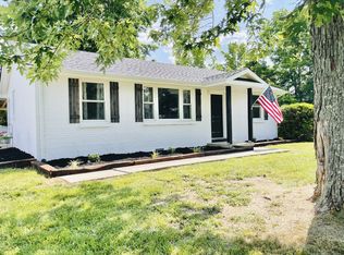 2968 Old Sango Rd, Clarksville, TN 37043