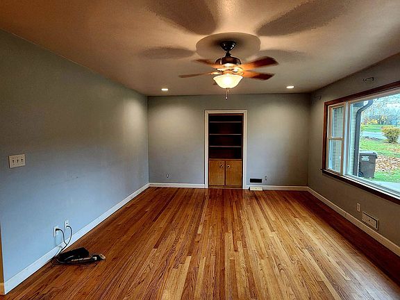 5th image of 1507 Parkview Ave