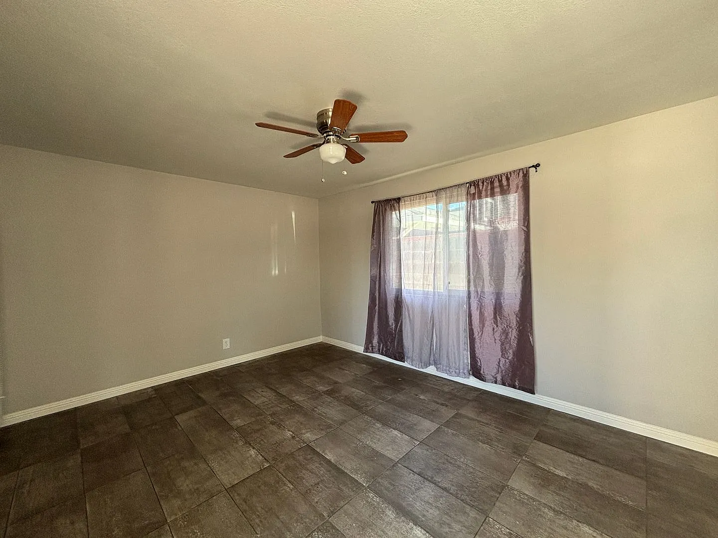 East Lancaster Home — Photo 3