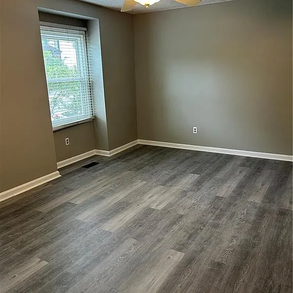 5031 Bell Dr SE — Photo 9